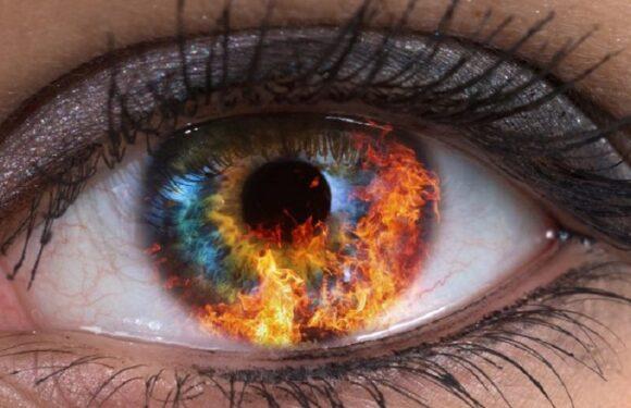 आंखों को बचाना है तो ये काम बिल्कुल भी न करें